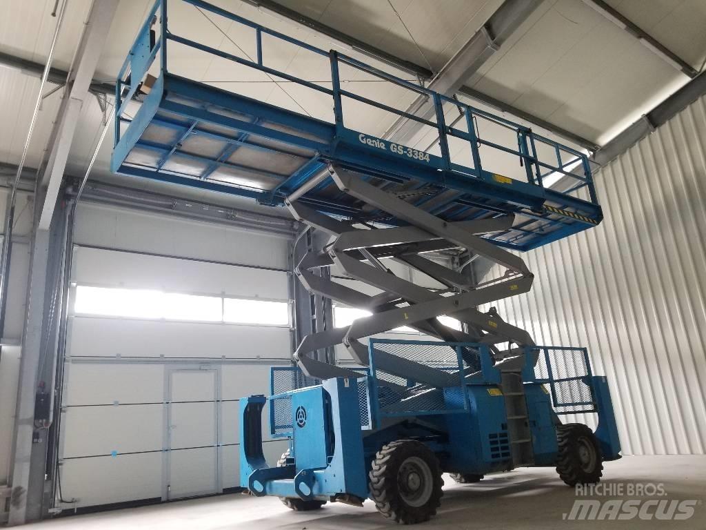 Genie GS3384 RT 4x4 Makasli platformlar