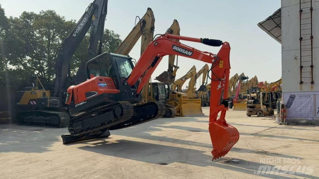 Doosan DX 60-9 C Paletli ekskavatörler