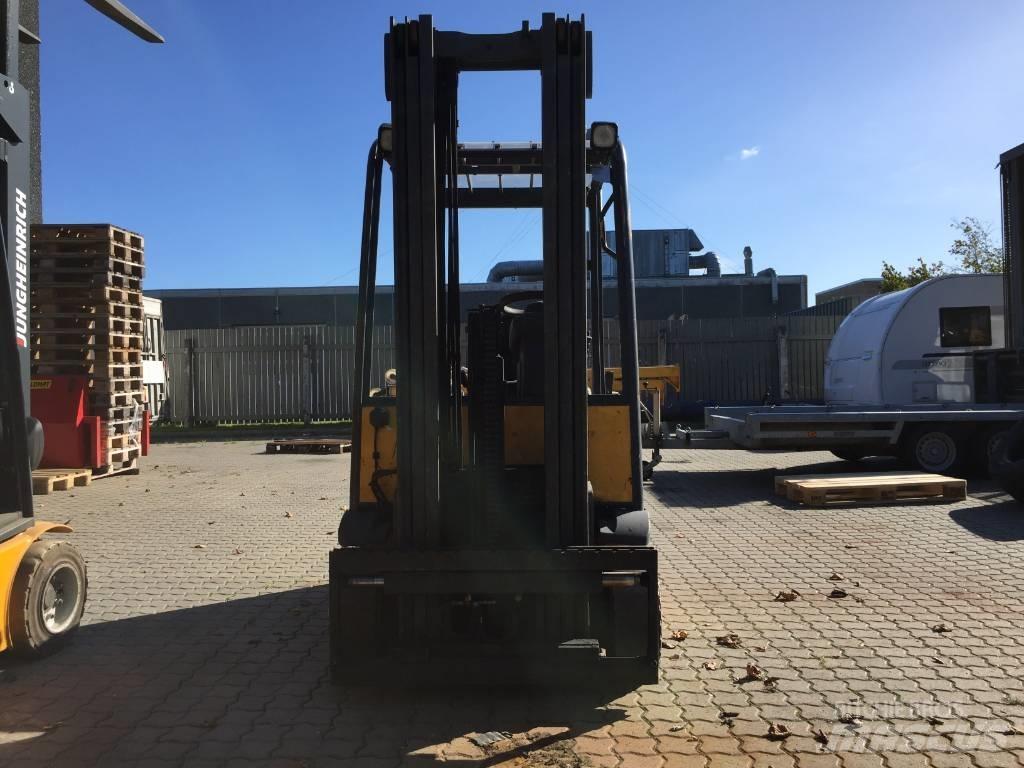 Jungheinrich EFG 216 Elektrikli forkliftler