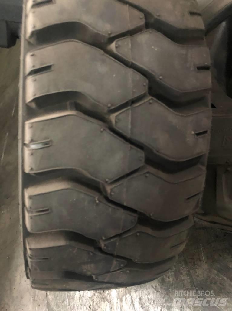 Armour 21x8-9 Lastikler