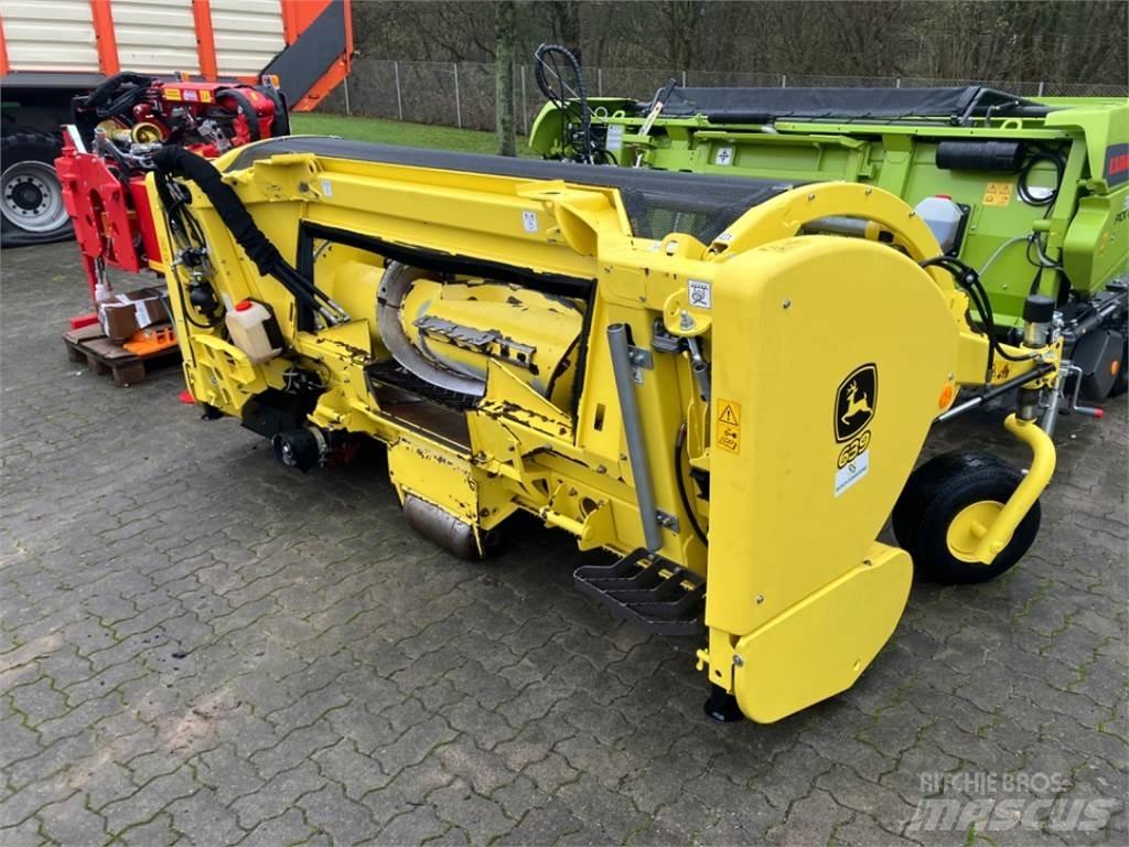 John Deere 8300i Silaj makinasi