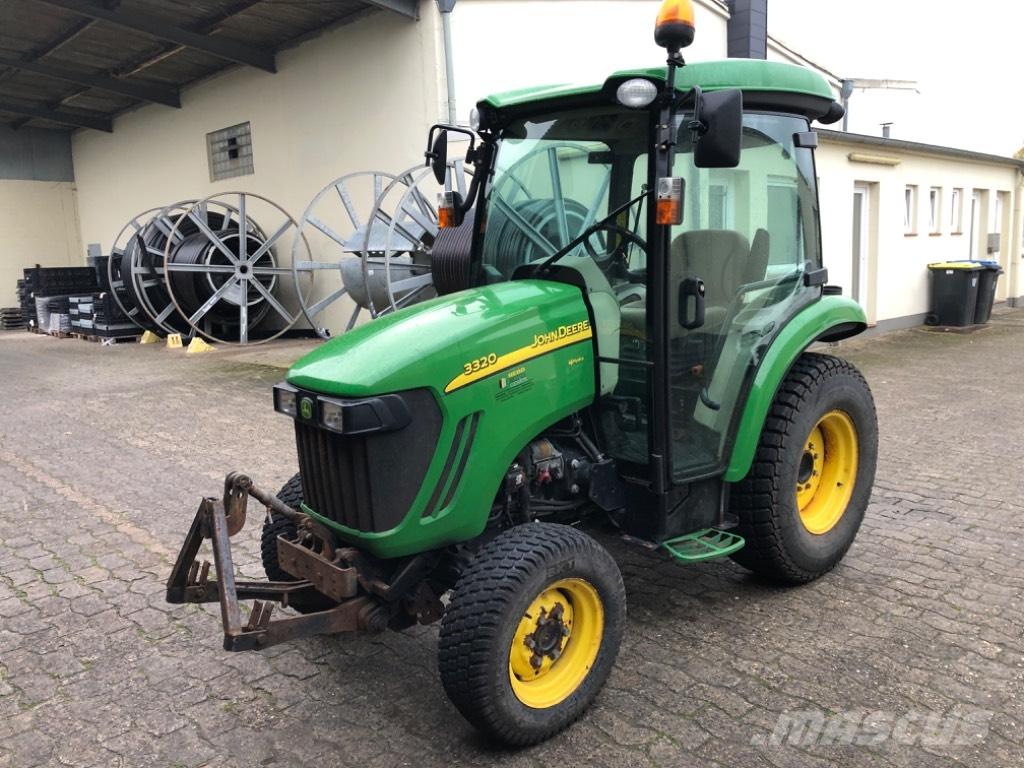John Deere 3320 Traktörler