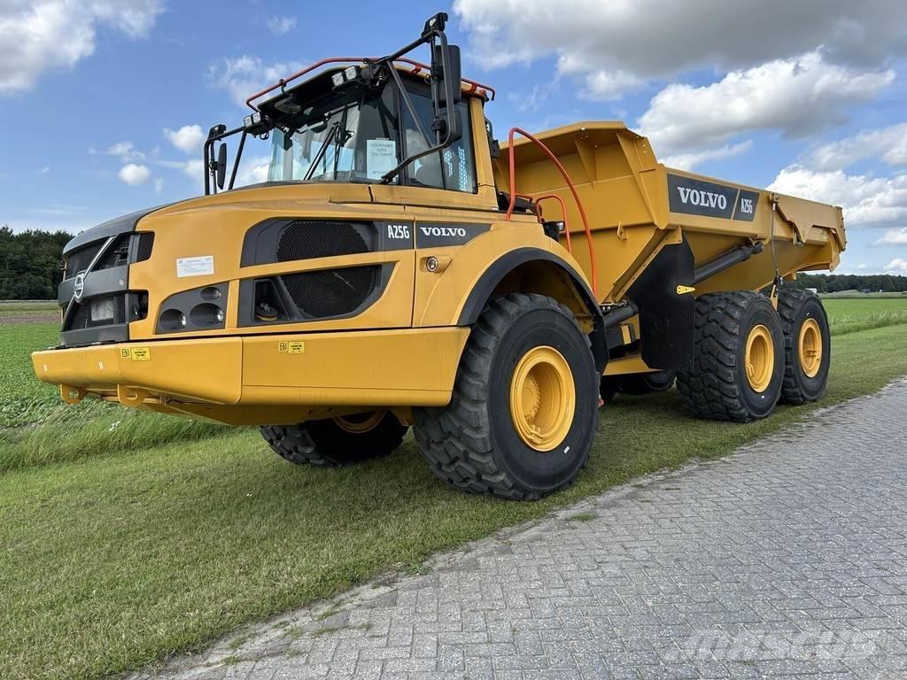 Volvo A25G Belden kirma kaya kamyonu