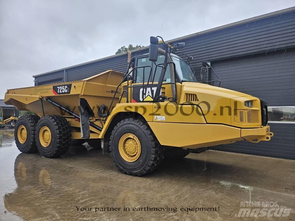 CAT 725C2 Belden kirma kaya kamyonu