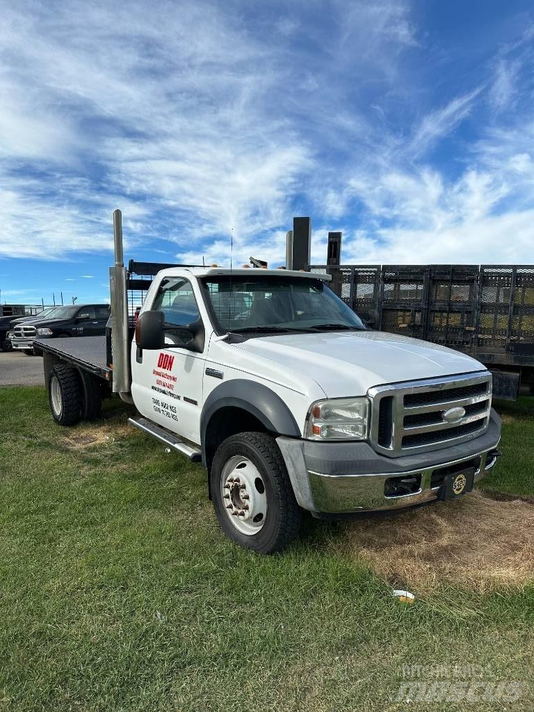 Ford F 550 XLT Flatbed kamyonlar