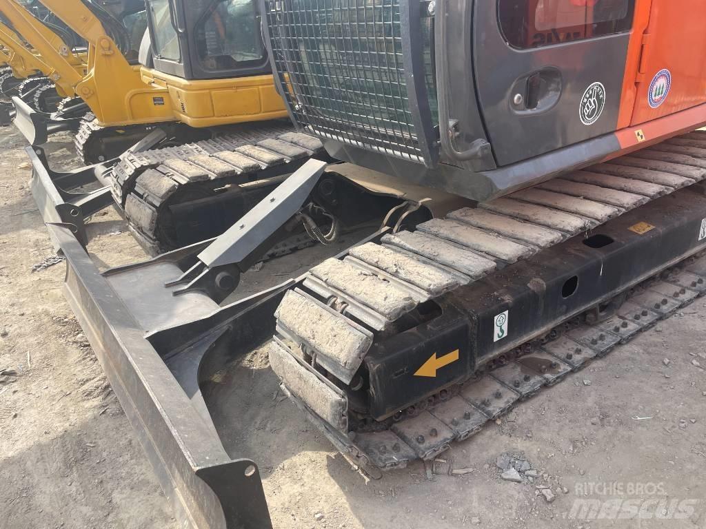 Hitachi ZX 80 Paletli ekskavatörler