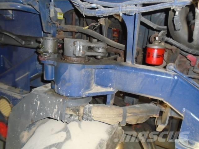 Moffett M45 Arazi tipi forklift