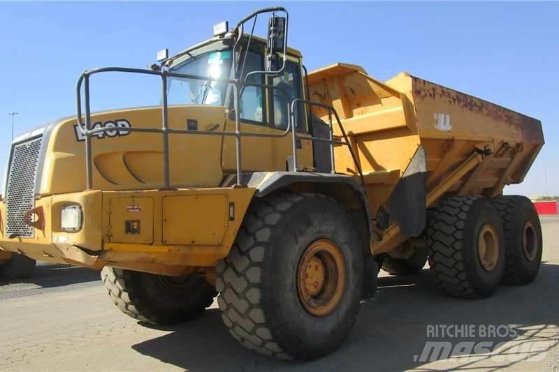 Bell B40D Belden kirma kaya kamyonu