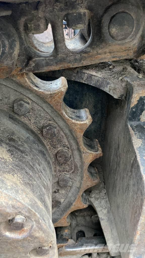 Hitachi ZX210LCN-6 Biçerdöverler