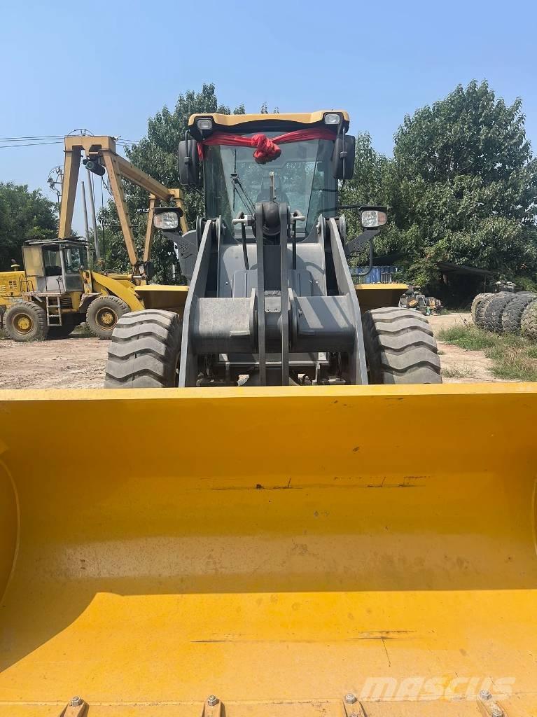 XCMG LW 300 FV Tekerlekli yükleyiciler