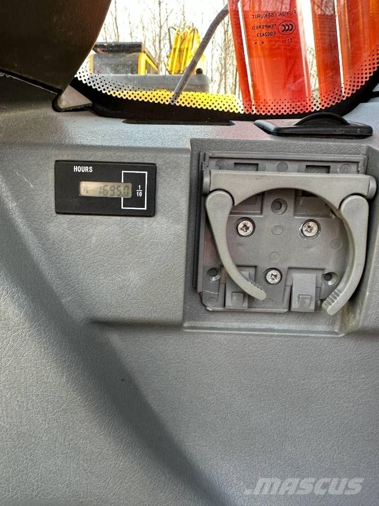 Doosan DX140 Paletli ekskavatörler