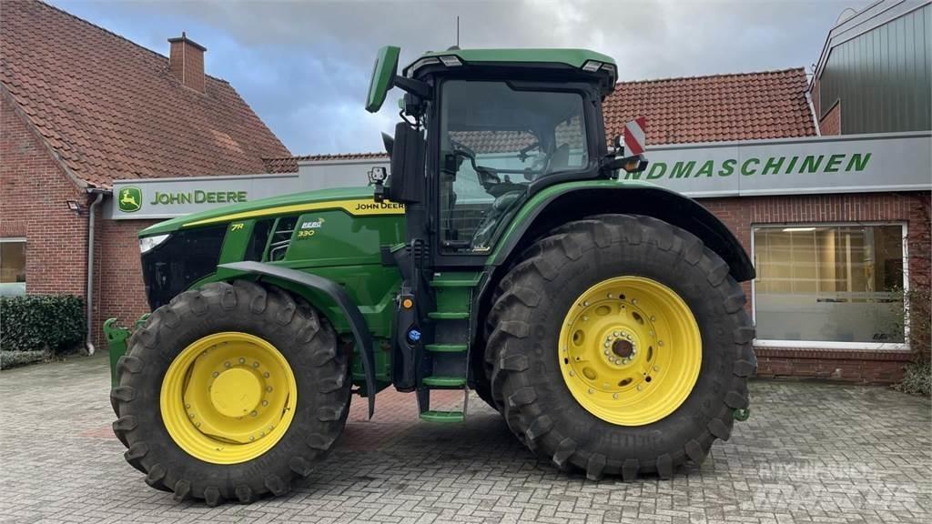 John Deere 7R330 Traktörler