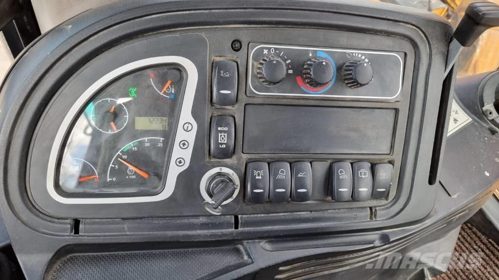 JCB 4 CX Kazıcı yükleyiciler - beko loder