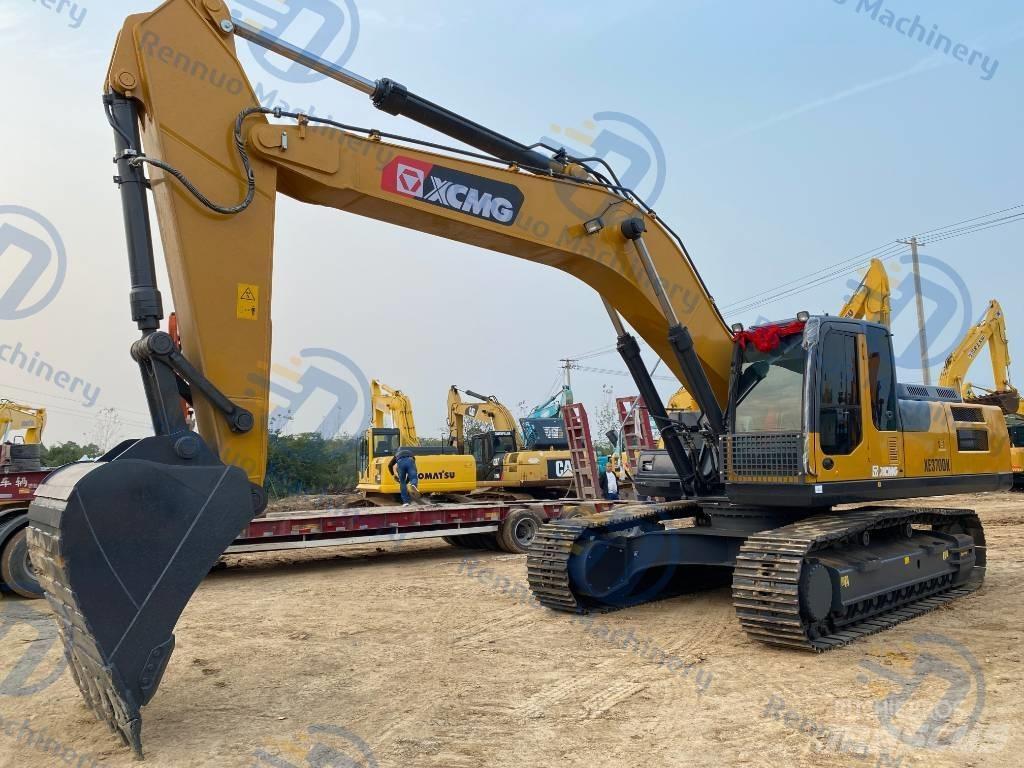 XCMG XE 370 DA Paletli ekskavatörler