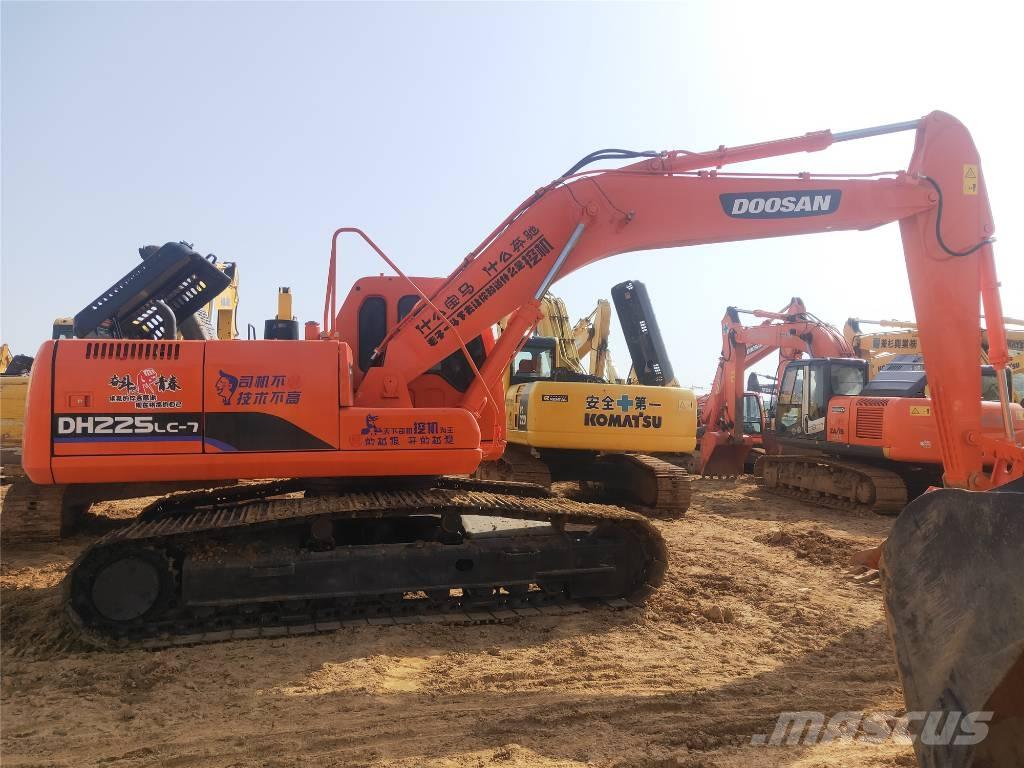 Doosan DH225LC-7 Paletli ekskavatörler