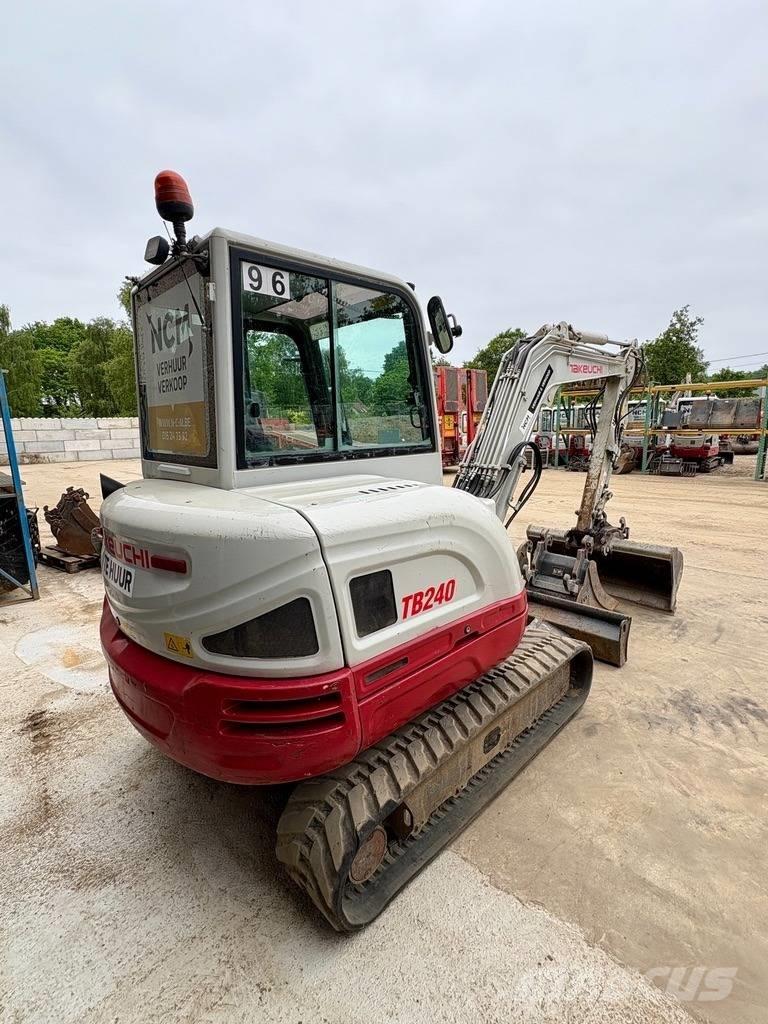 Takeuchi TB 240 Mini ekskavatörler, 7 tona dek