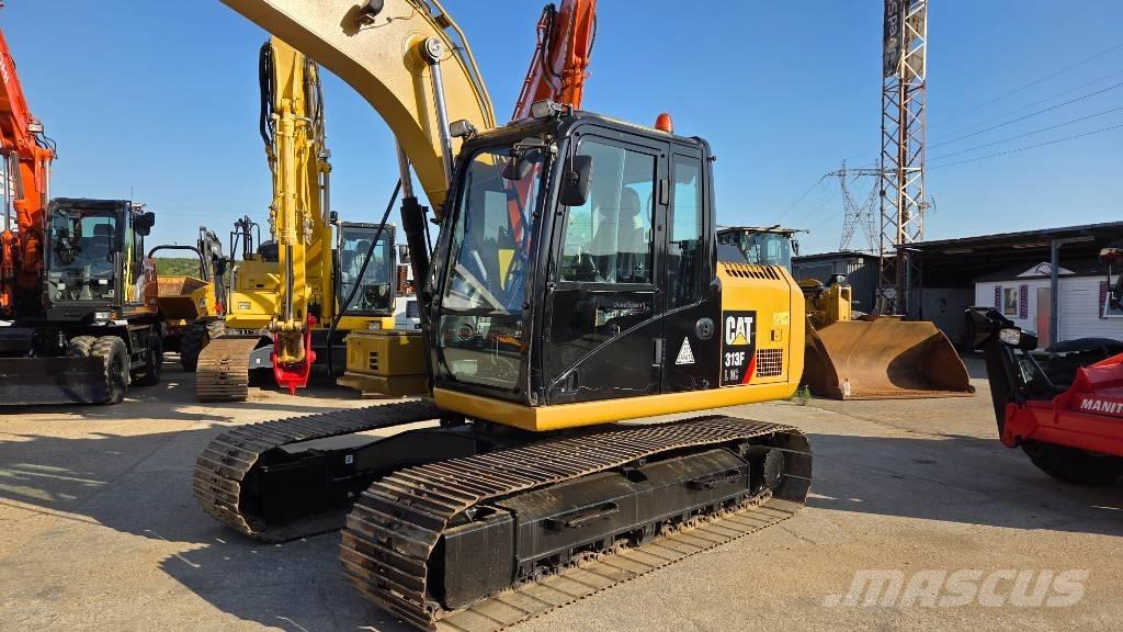 CAT 313 F Paletli ekskavatörler