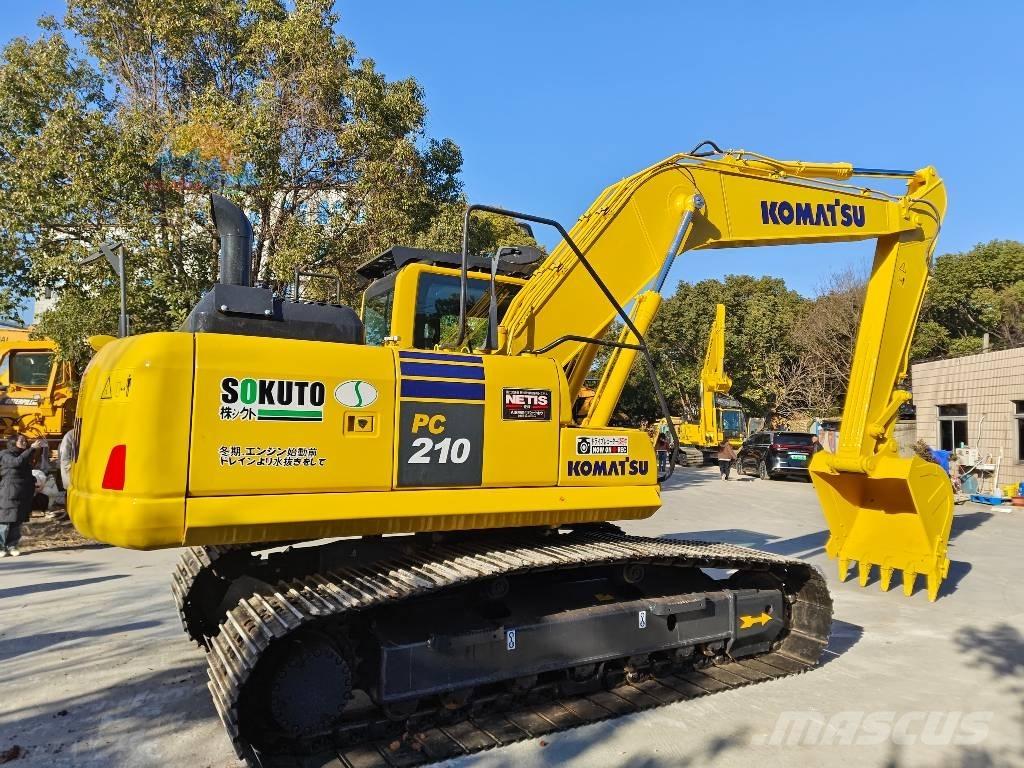 Komatsu PC 210-8 Paletli ekskavatörler
