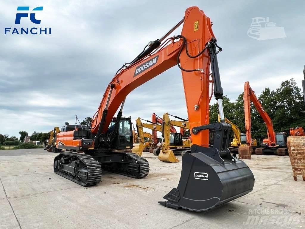 Doosan DX 530 LC-3 Paletli ekskavatörler