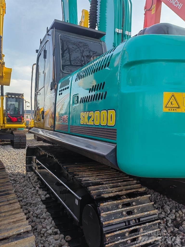 Kobelco SK 200D Midi ekskavatörler 7 - 12 t