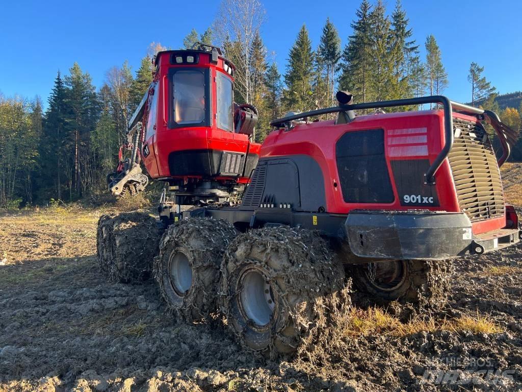 Komatsu 901XC Biçerdöverler