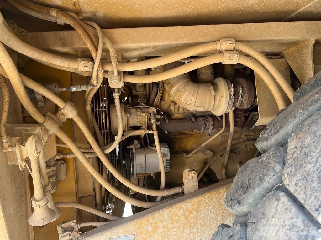 CAT 773 D Yol disi kaya kamyonu