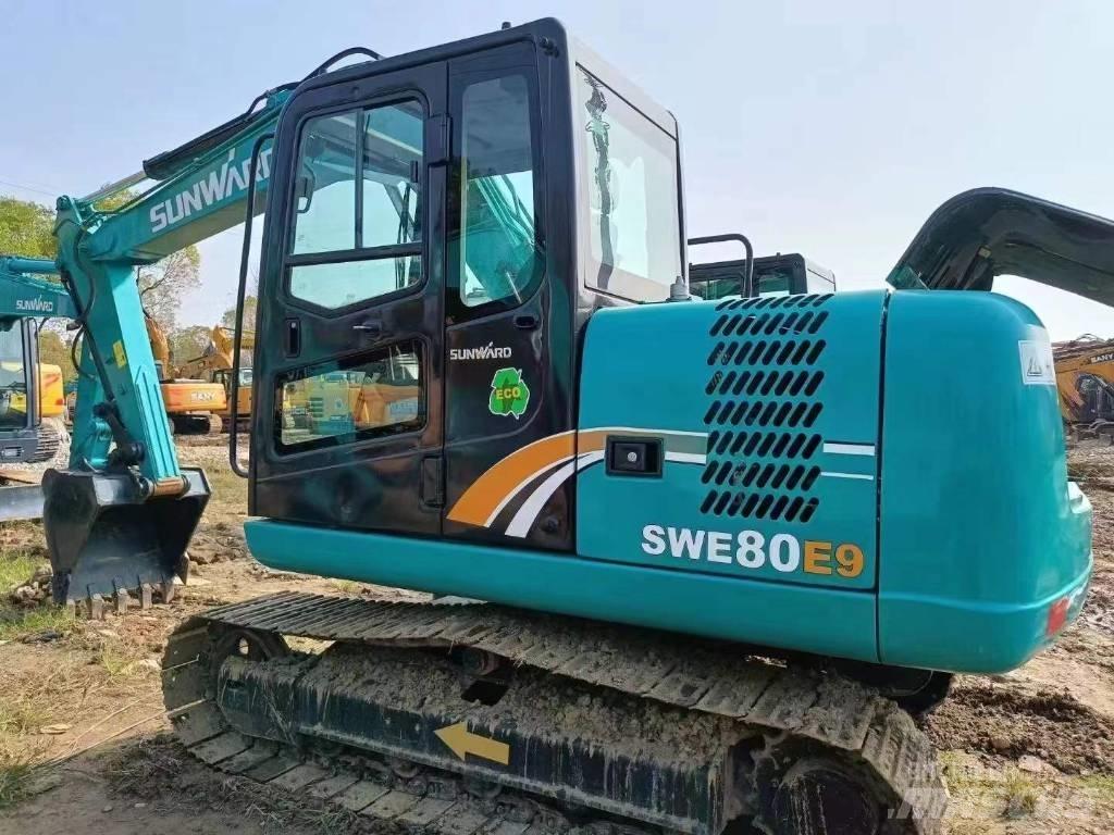 Sunward SWE 80 E Paletli ekskavatörler