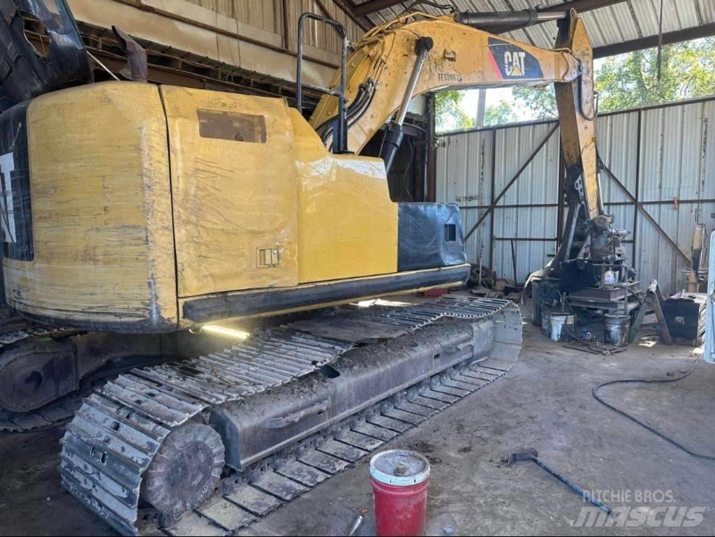 CAT 320 EL Paletli ekskavatörler