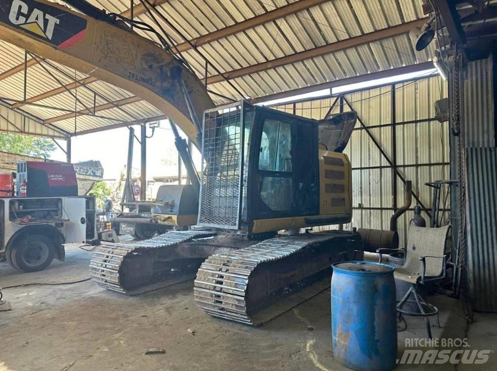 CAT 320 EL Paletli ekskavatörler