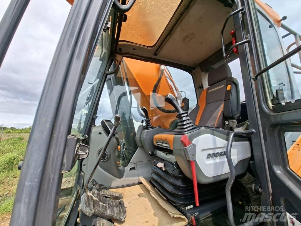 Doosan DX 300 LC-5 Paletli ekskavatörler