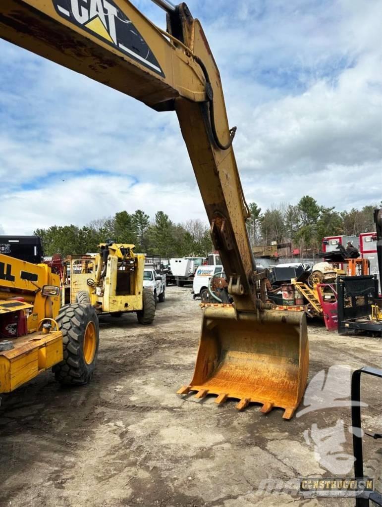 CAT 320 B L Paletli ekskavatörler