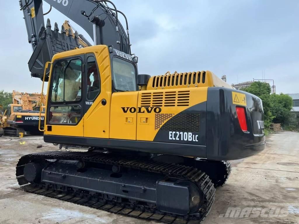 Volvo EC 210 B LC Paletli ekskavatörler