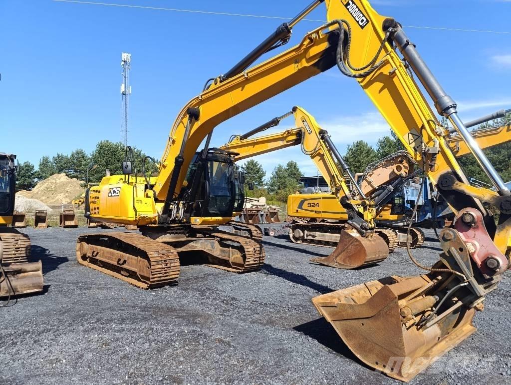 JCB JS 260 Paletli ekskavatörler