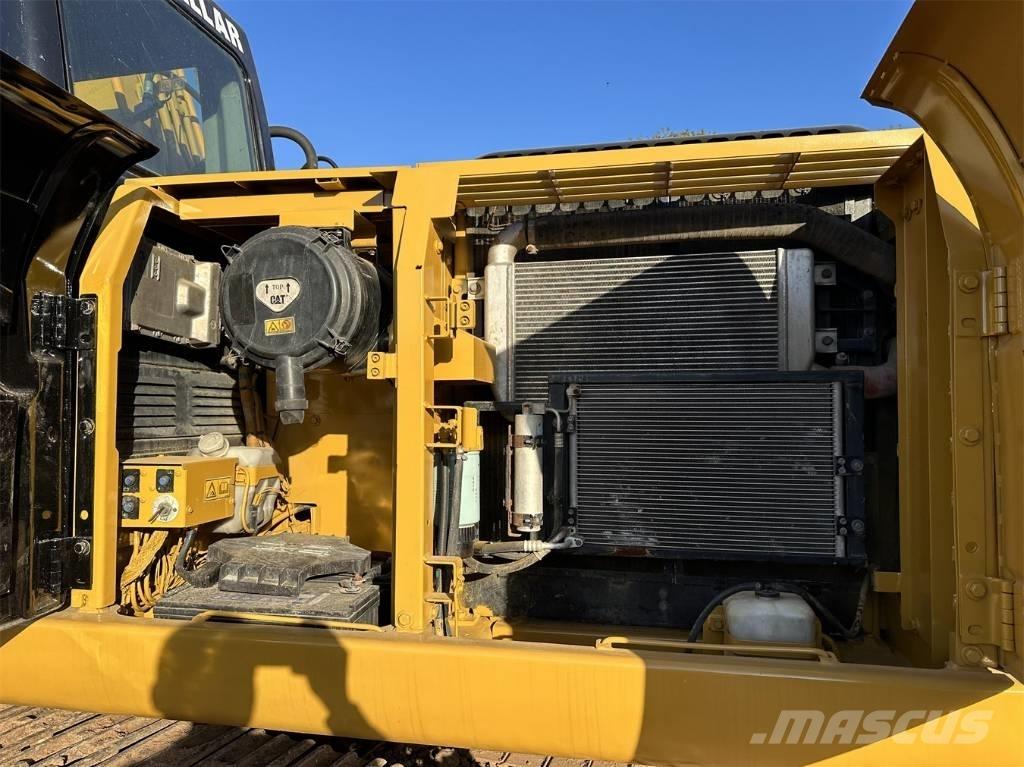 CAT 320 D L Paletli ekskavatörler