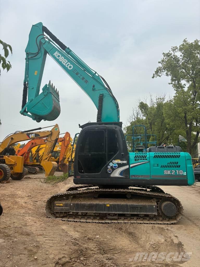 Kobelco SK 210 Paletli ekskavatörler