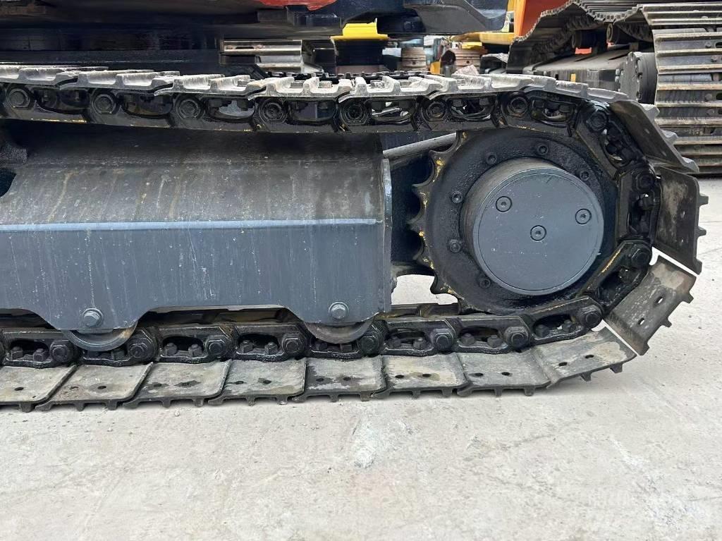 Kubota KX 155 Paletli ekskavatörler