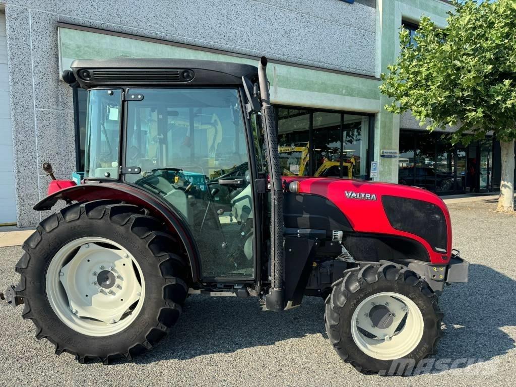 Valtra F95 Traktörler