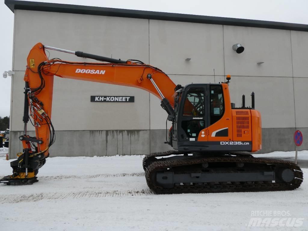 Doosan DX 235 LCR-5 Paletli ekskavatörler