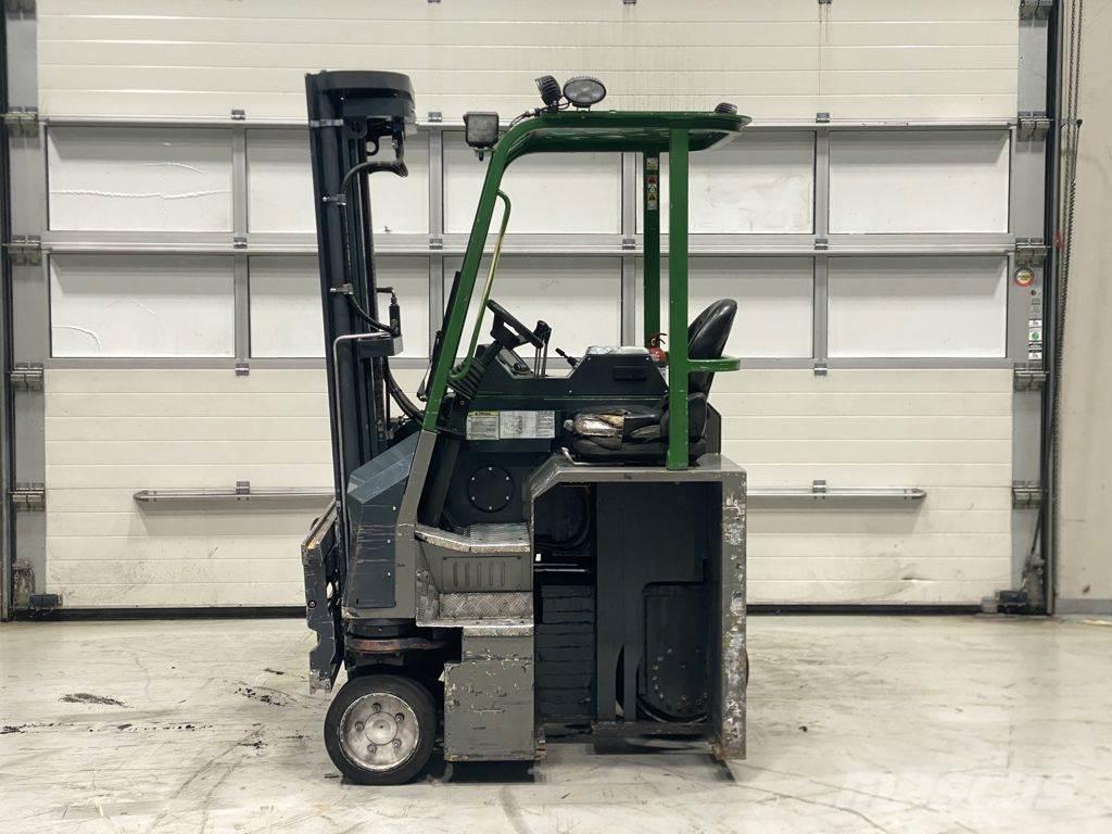 Combilift CBE2500 Sideloader - dört yönlü forkliftler