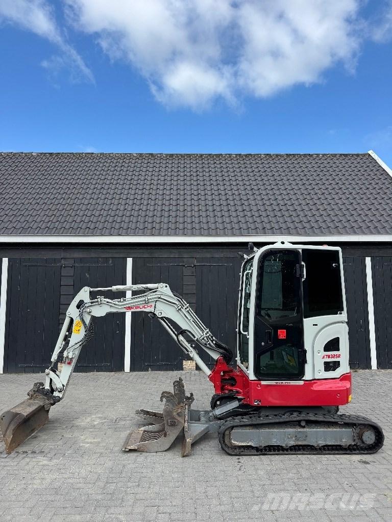 Takeuchi TB 325 R Mini ekskavatörler, 7 tona dek