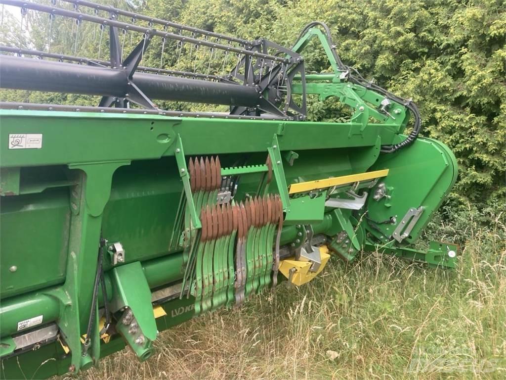 John Deere T560 Biçerdöverler