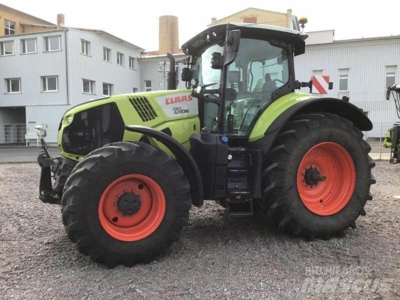 CLAAS AXION 810 Traktörler