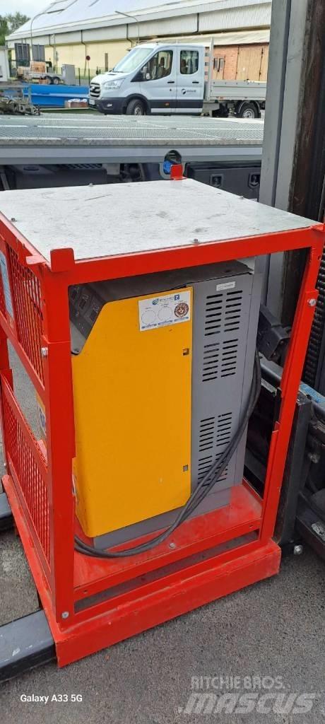 Jungheinrich EFG 320 Elektrikli forkliftler