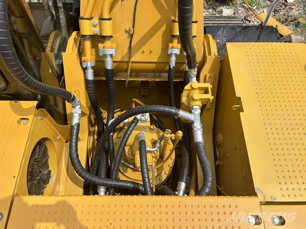 CAT 330 D L Paletli ekskavatörler