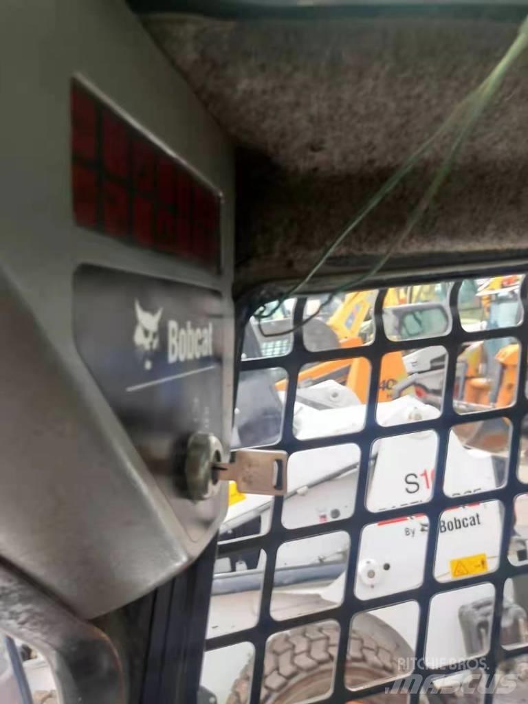 Bobcat S 300 Skid steer loderler