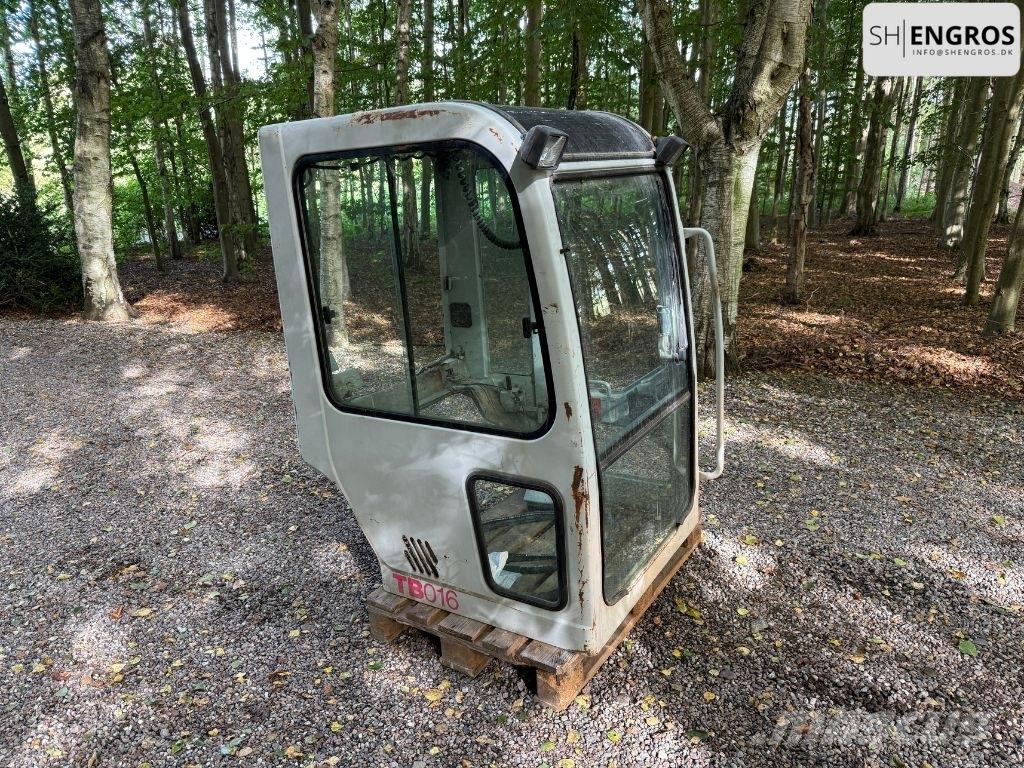 Takeuchi TB 016 Mini ekskavatörler, 7 tona dek