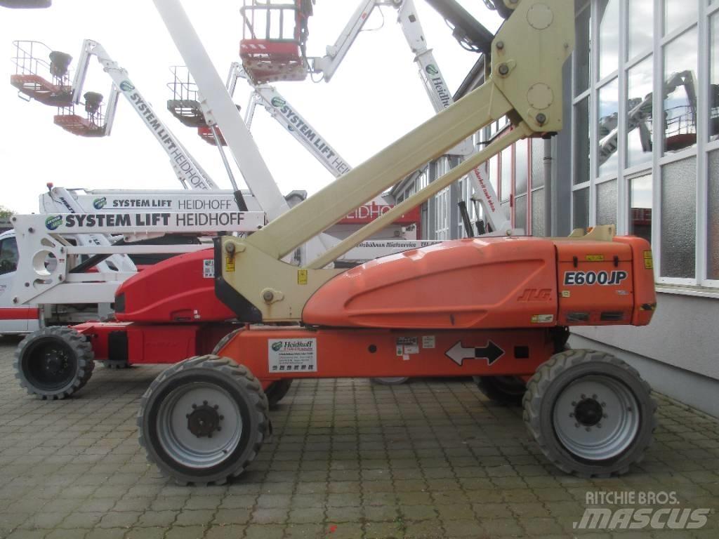 JLG E 600 JP Körüklü personel platformları