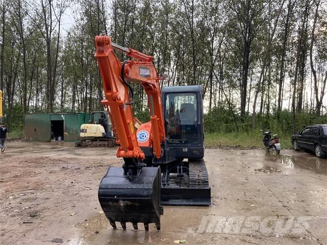 Doosan DH60-7 Mini ekskavatörler, 7 tona dek