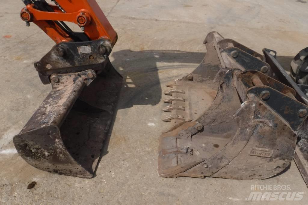 Hitachi ZX 85 US B-6 Midi ekskavatörler 7 - 12 t