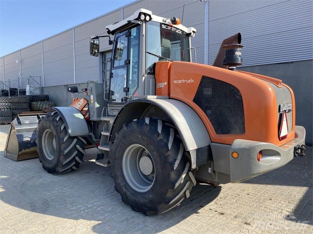 Weycor AR250E Tekerlekli yükleyiciler
